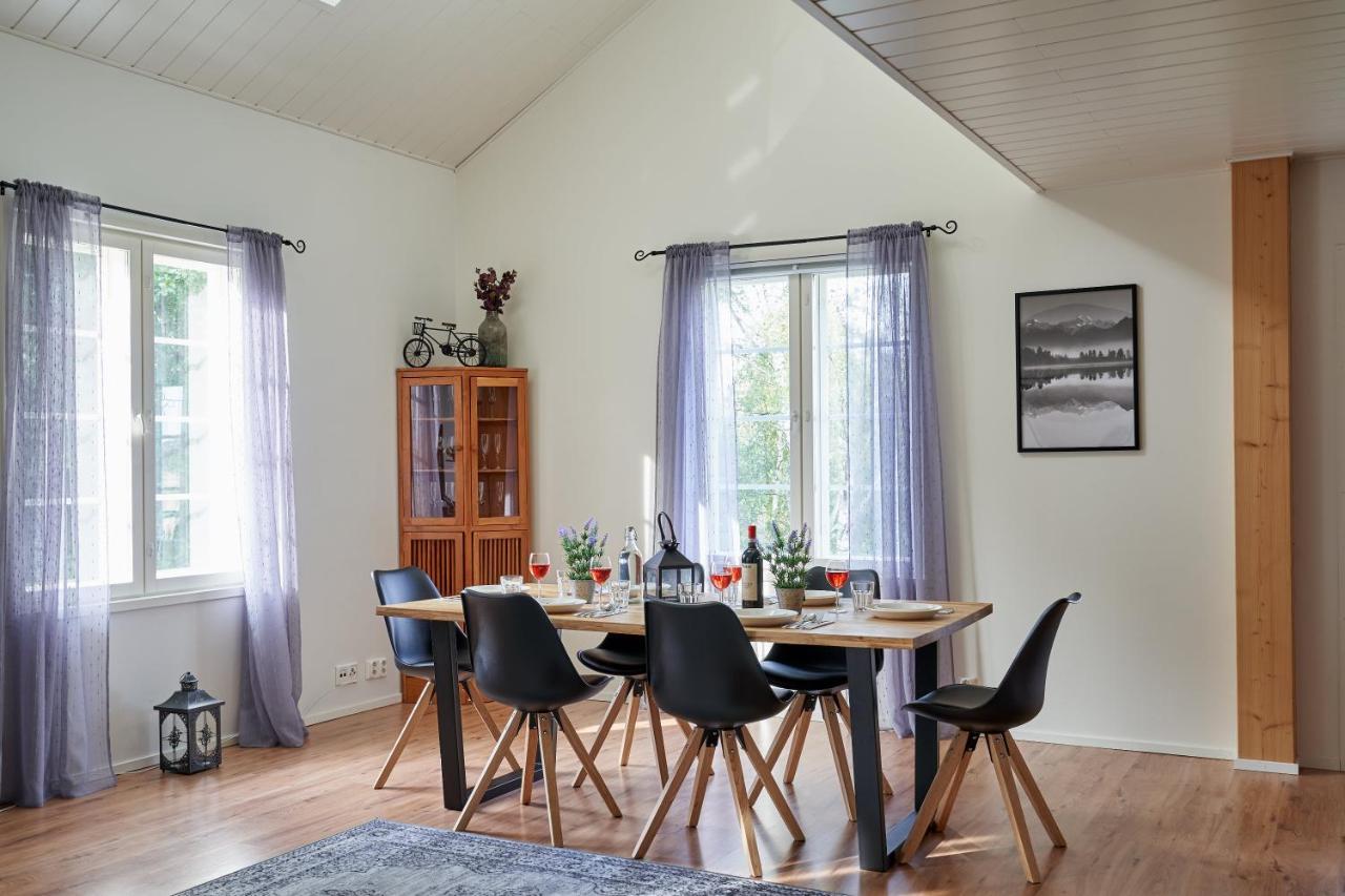 Hotel Villa Molnby Porvoo Bagian luar foto